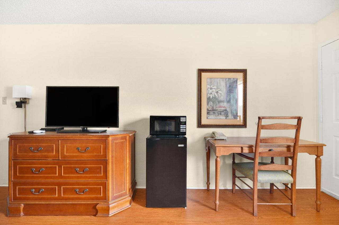 Americas Best Value Inn Lockhart Tx Dış mekan fotoğraf