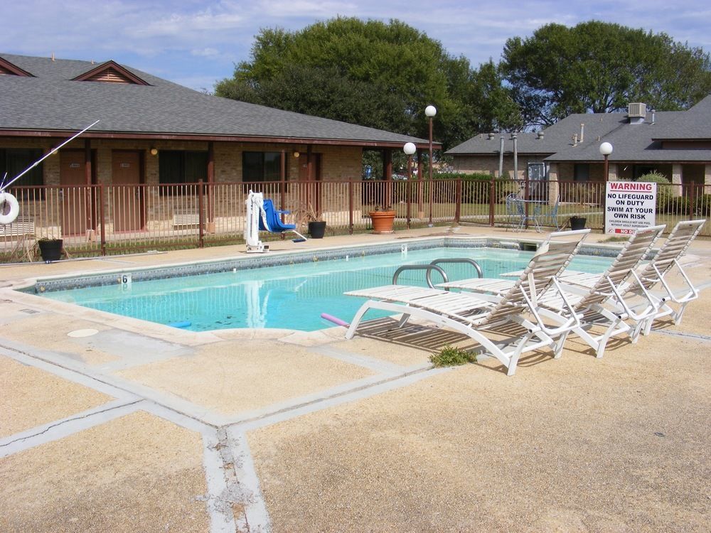 Americas Best Value Inn Lockhart Tx Dış mekan fotoğraf